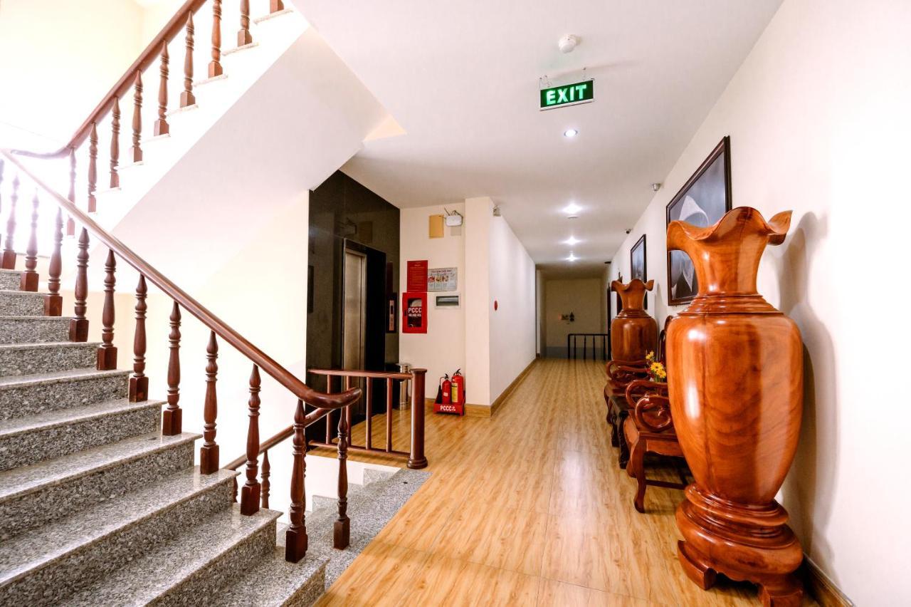 Hoang Duc Hotel Chau Doc Buitenkant foto