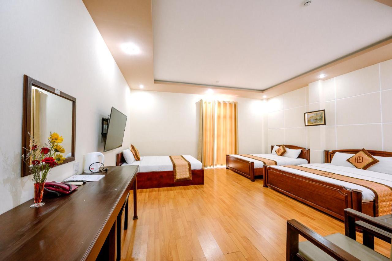 Hoang Duc Hotel Chau Doc Buitenkant foto